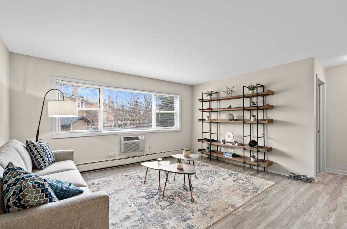 Apartment for rent at 2300 Glendale Terrace, Hanover Park, IL 60133