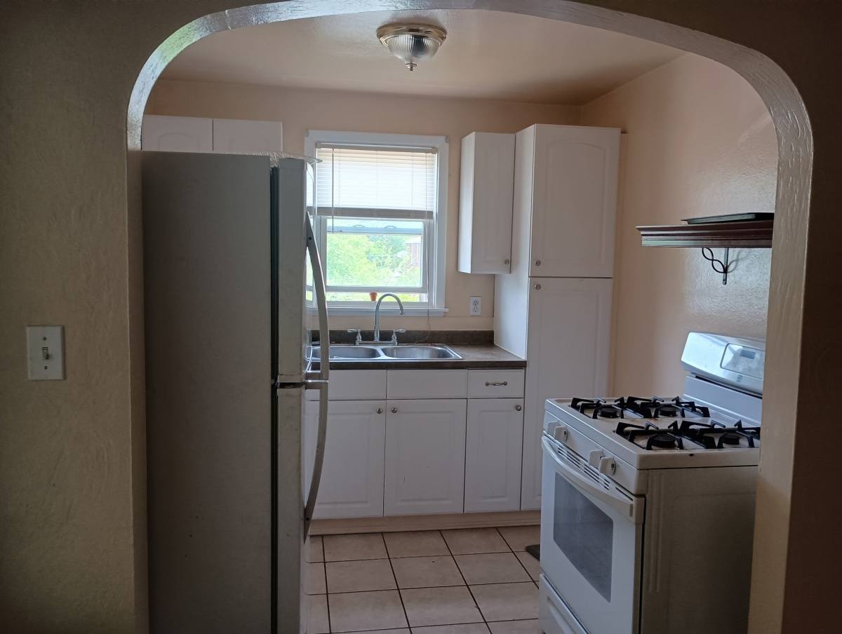 Apartment for rent at 3447 James Ave #4, Buffalo, NY 14219