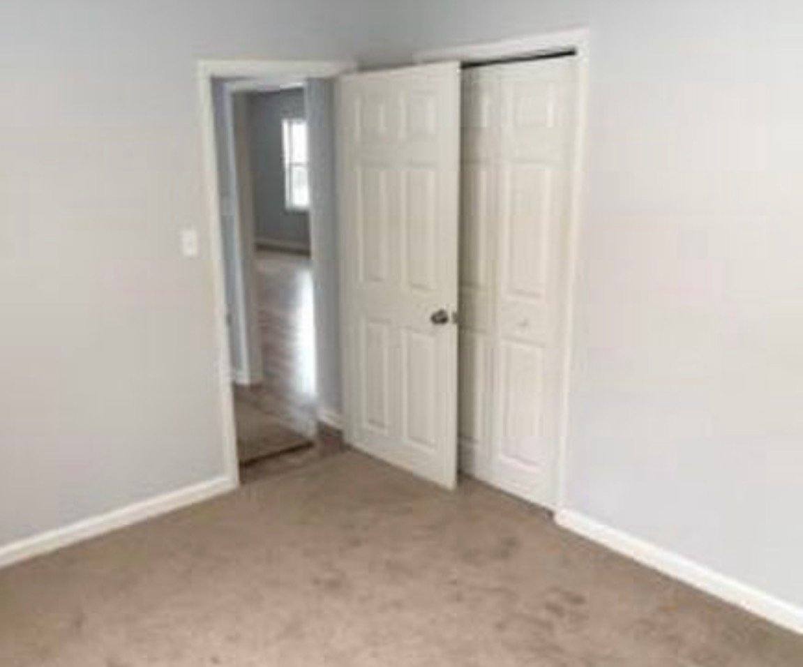House for rent at 14 Lincoln Ave, New Castle, DE 19720