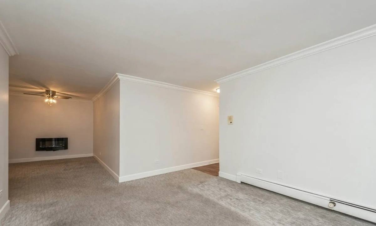 Apartment for rent at 1459 N Winslowe Dr #301, Palatine, IL 60074