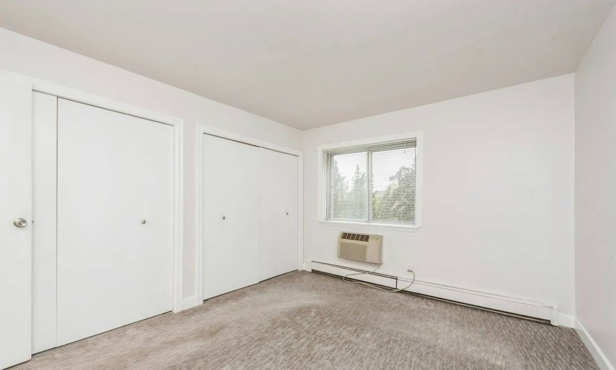 Apartment for rent at 1459 N Winslowe Dr #301, Palatine, IL 60074
