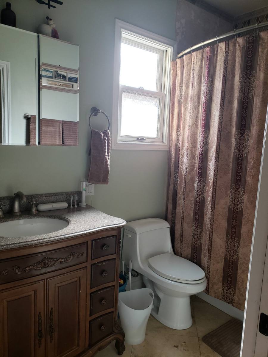 House for rent at 429 Lake St, Huntington Beach, CA 92648