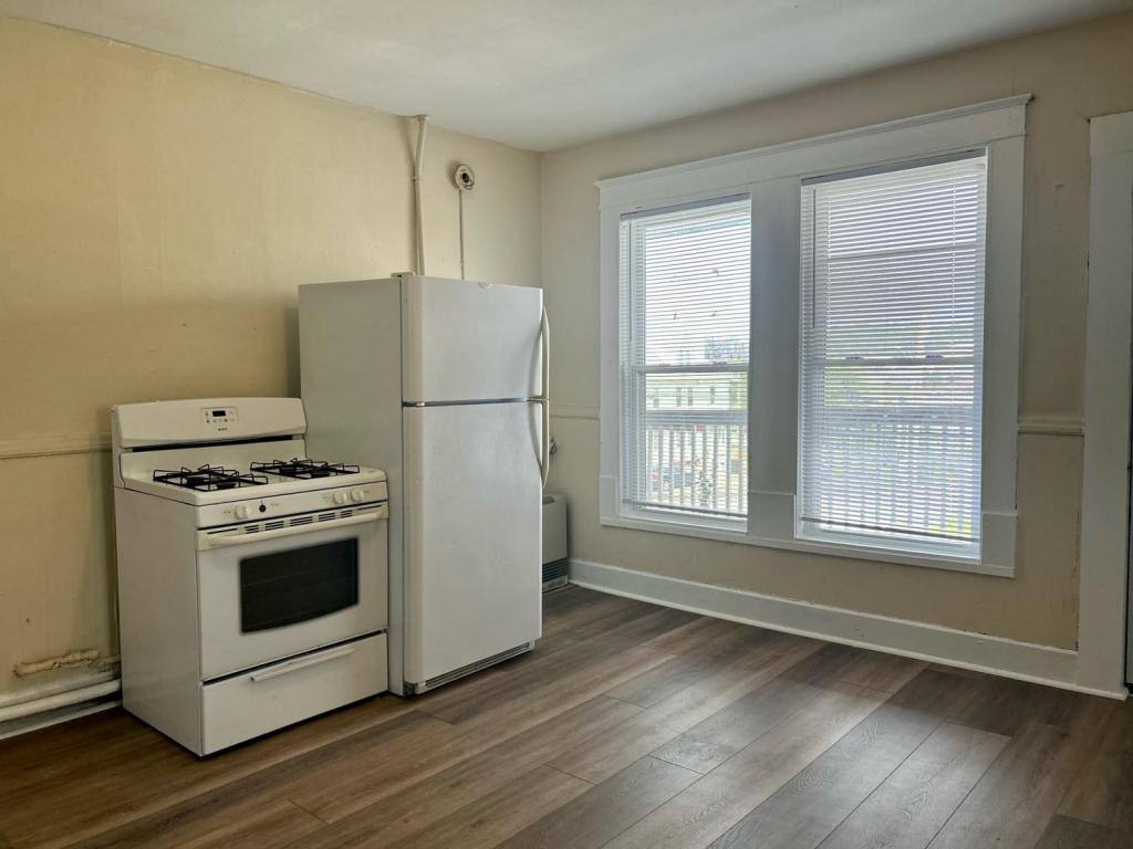 Apartment for rent at 109 Birch St #2, Lewiston, ME 04240
