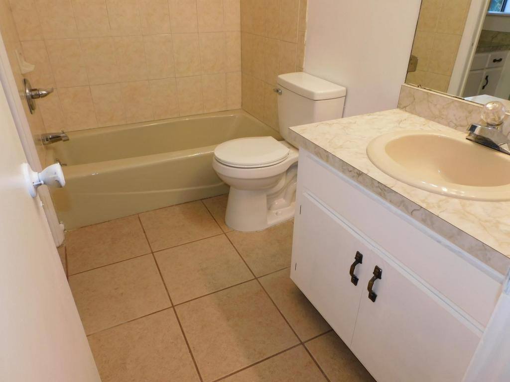Townhouse for rent at 3651 NE 20th Place, Ocala, FL 34470