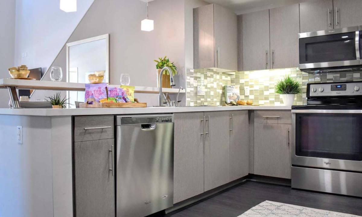 Apartment for rent at 360 Degrees Luxury, 9065 Sydney Court, San Diego, CA 92122