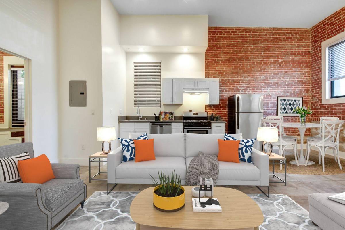 Apartment for rent at Ancelle, 701 Gramercy Dr, Los Angeles, CA 90005