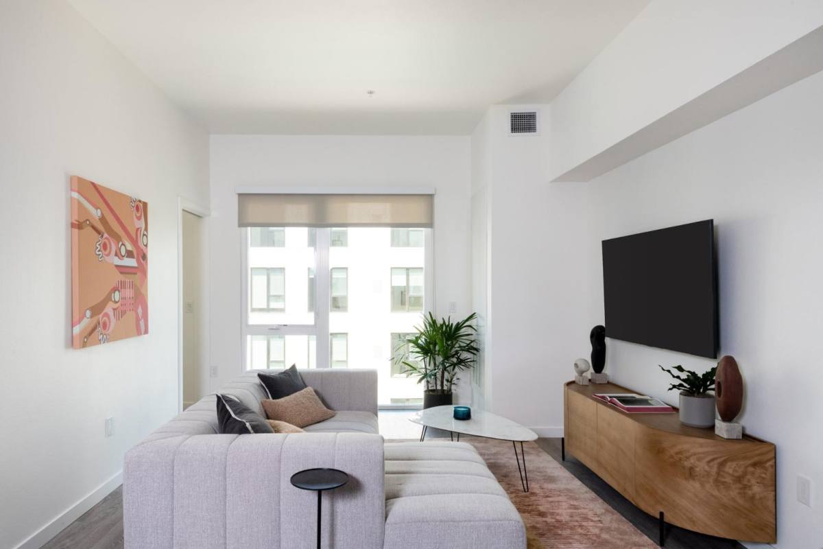 Apartment for rent at 1517 H St, Sacramento, CA 95814
