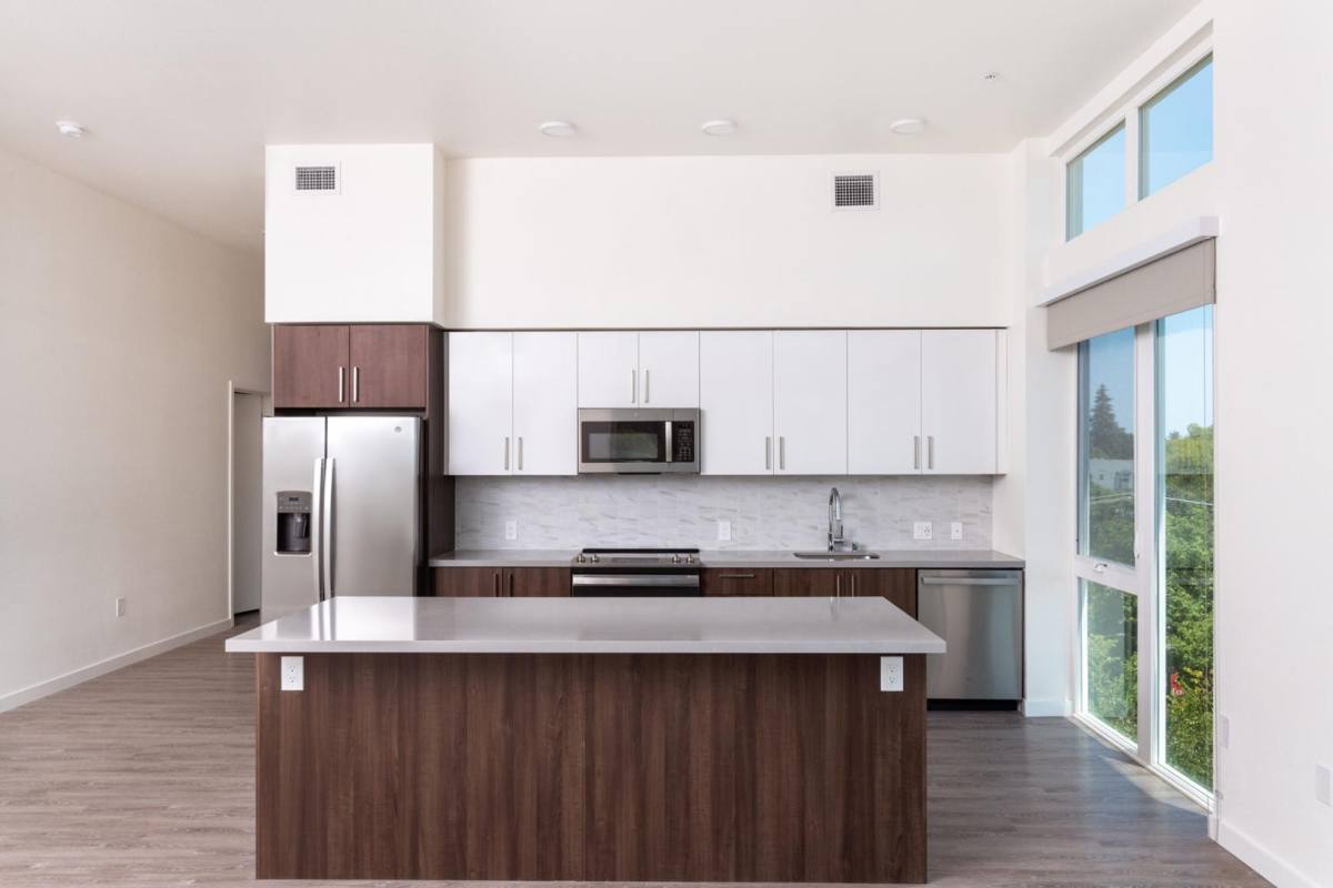 Apartment for rent at 1517 H St, Sacramento, CA 95814