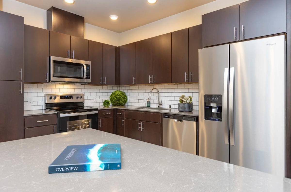 Apartment for rent at 532 Magazine St, Vallejo, CA 94590