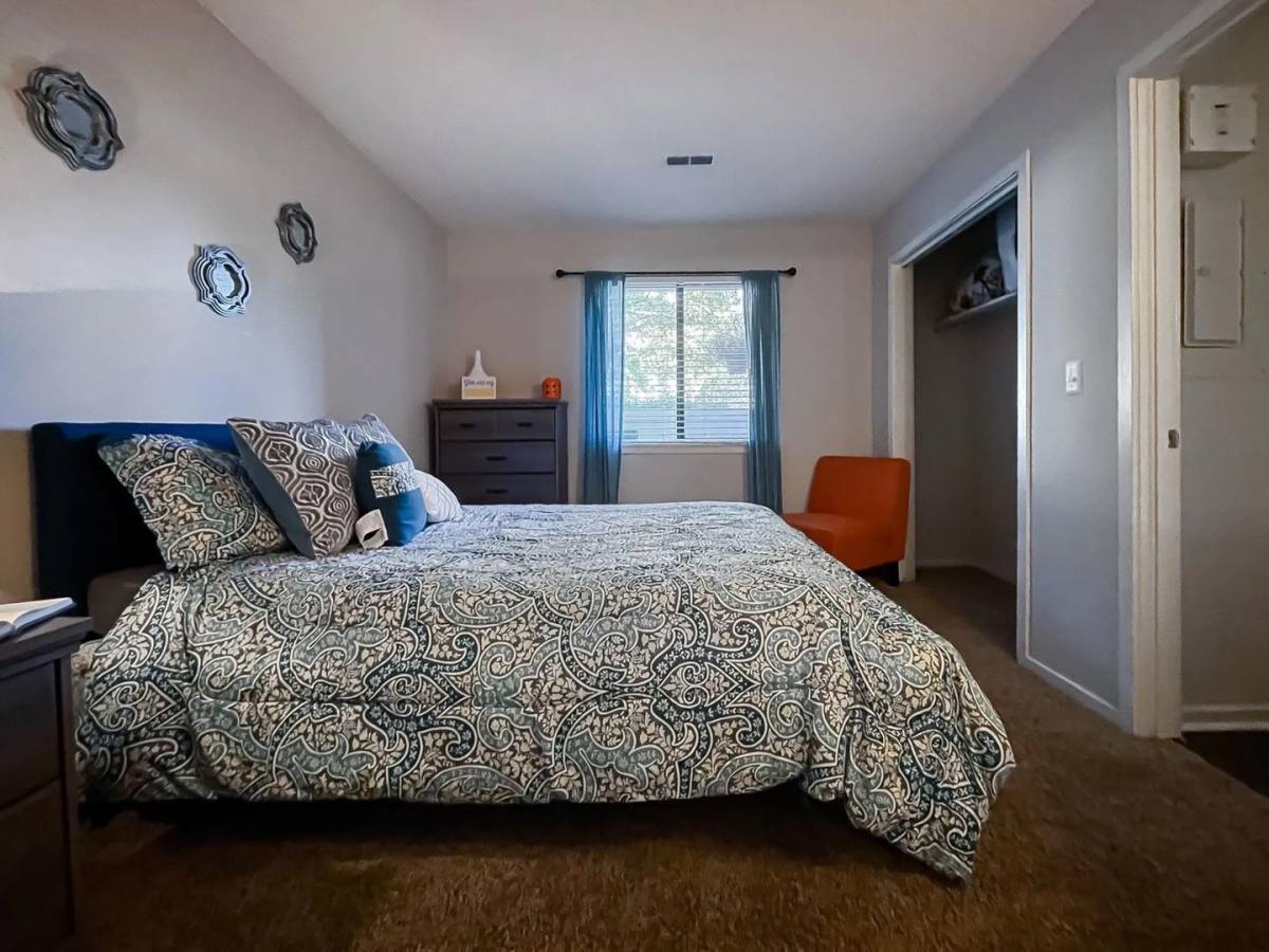 Apartment for rent at Plantation Flats Apartment Homes, 2181 Dunlap St, Charleston, SC 29406