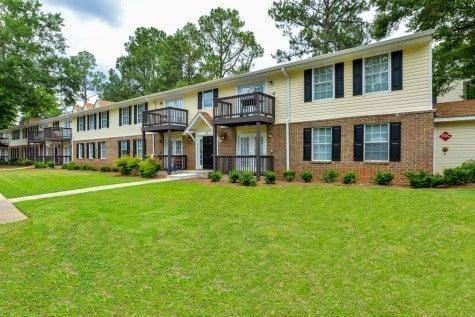 Apartment for rent at 501 Roberts Dr, Riverdale, GA 30274