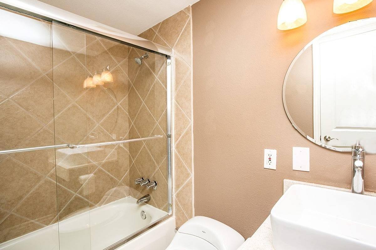 Apartment for rent at Solaris at the Biltmore, 4341 N 24th St, Phoenix, AZ 85016