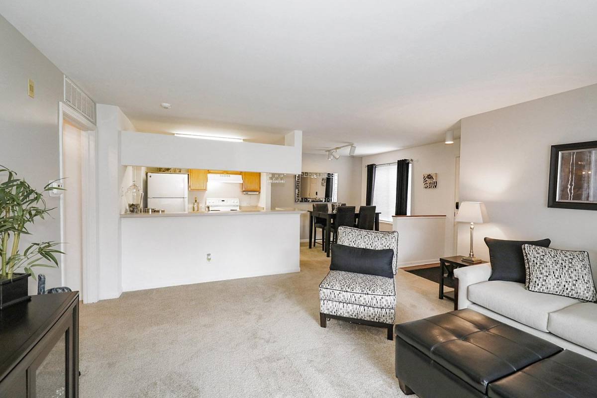 Apartment for rent at 2504 Bordeaux Lane, Naperville, IL 60540