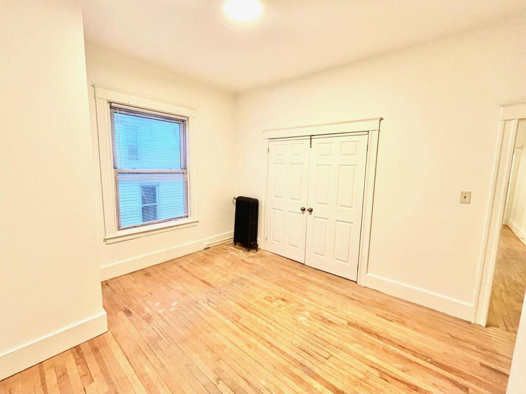 Apartment for rent at 237 High St #5, Portland, ME 04101