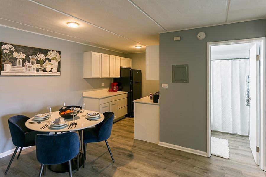 Apartment for rent at Lake Louise, 10435 Menard Ave, Oak Lawn, IL 60453