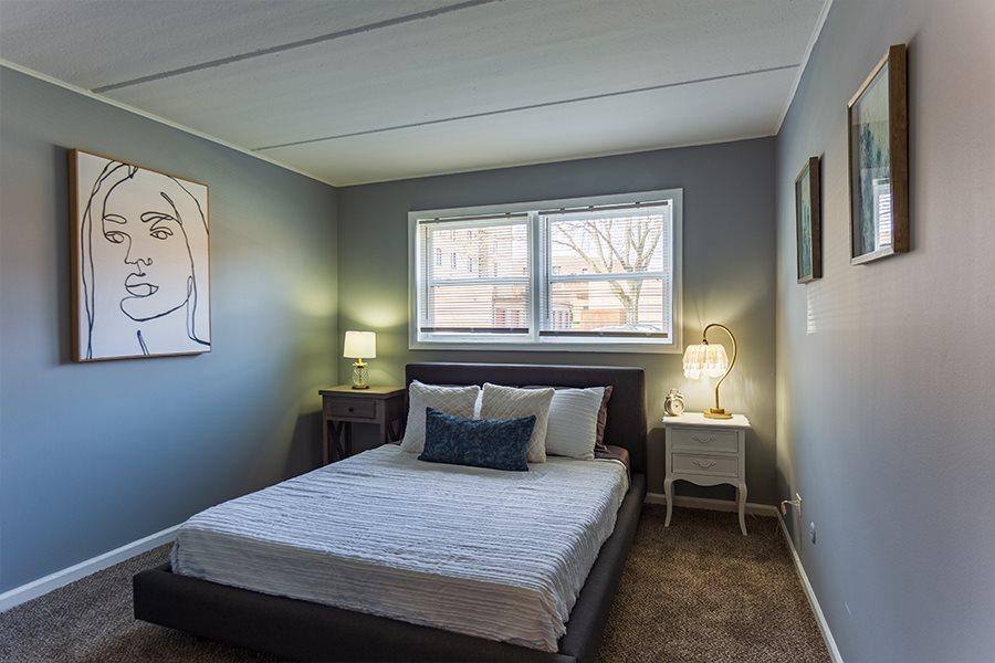 Apartment for rent at Lake Louise, 10435 Menard Ave, Oak Lawn, IL 60453