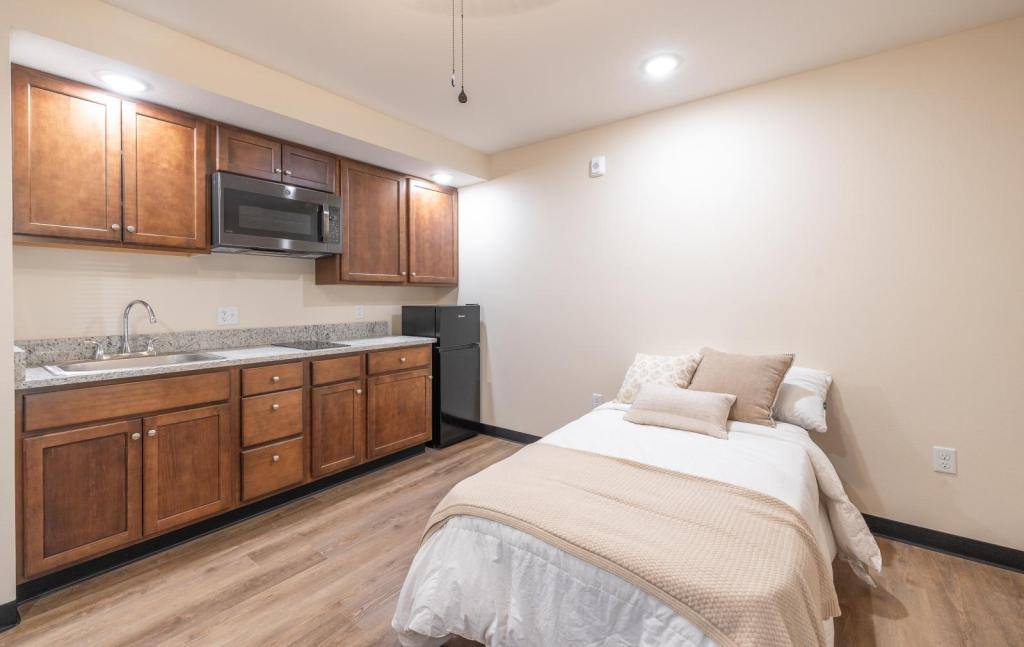 Apartment for rent at 305 W 9th St, Rolla, MO 65401