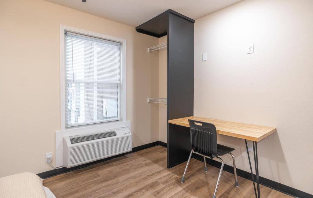 Apartment for rent at 305 W 9th St, Rolla, MO 65401