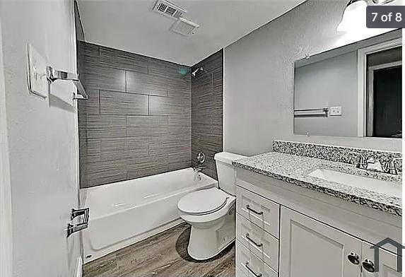 Apartment for rent at 4832 Locke Ave, Fort Worth, TX 76107