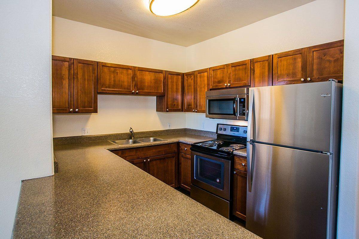 Apartment for rent at Ridge Gate, 2811 W Deer Valley Rd, Phoenix, AZ 85027
