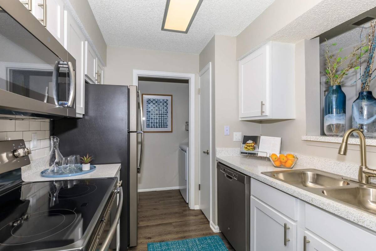 Apartment for rent at Viridian Edge at the Park, 6236 Twin Oaks Dr, Colorado Springs, CO 80918