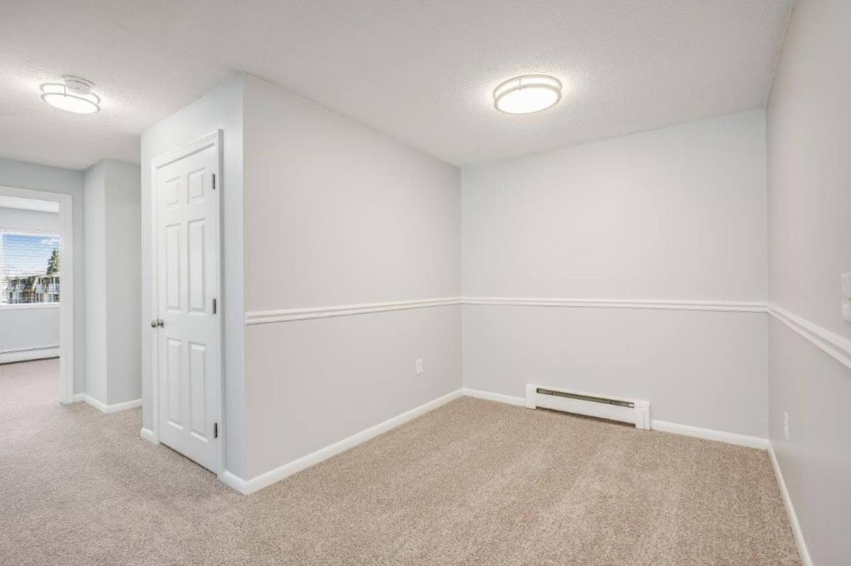 Apartment for rent at Ashford Crossing, 22 Yorkshire Terrace, Shrewsbury, MA 01545