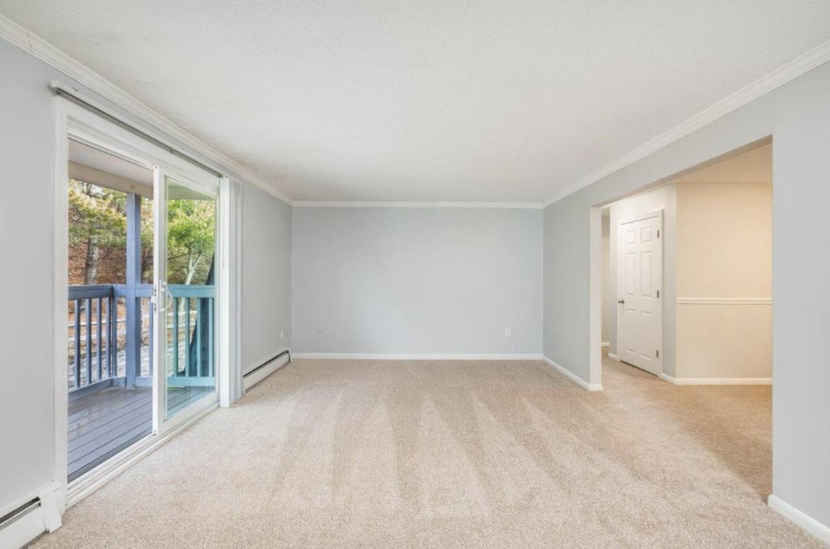 Apartment for rent at Ashford Crossing, 22 Yorkshire Terrace, Shrewsbury, MA 01545