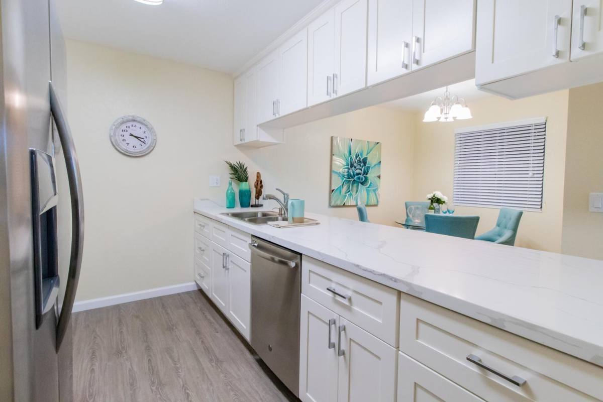 Apartment for rent at 430 Ellesmere Dr, Dixon, CA 95620