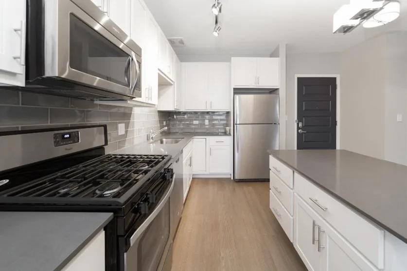 Apartment for rent at 205 W Touhy Ave, Park Ridge, IL 60068