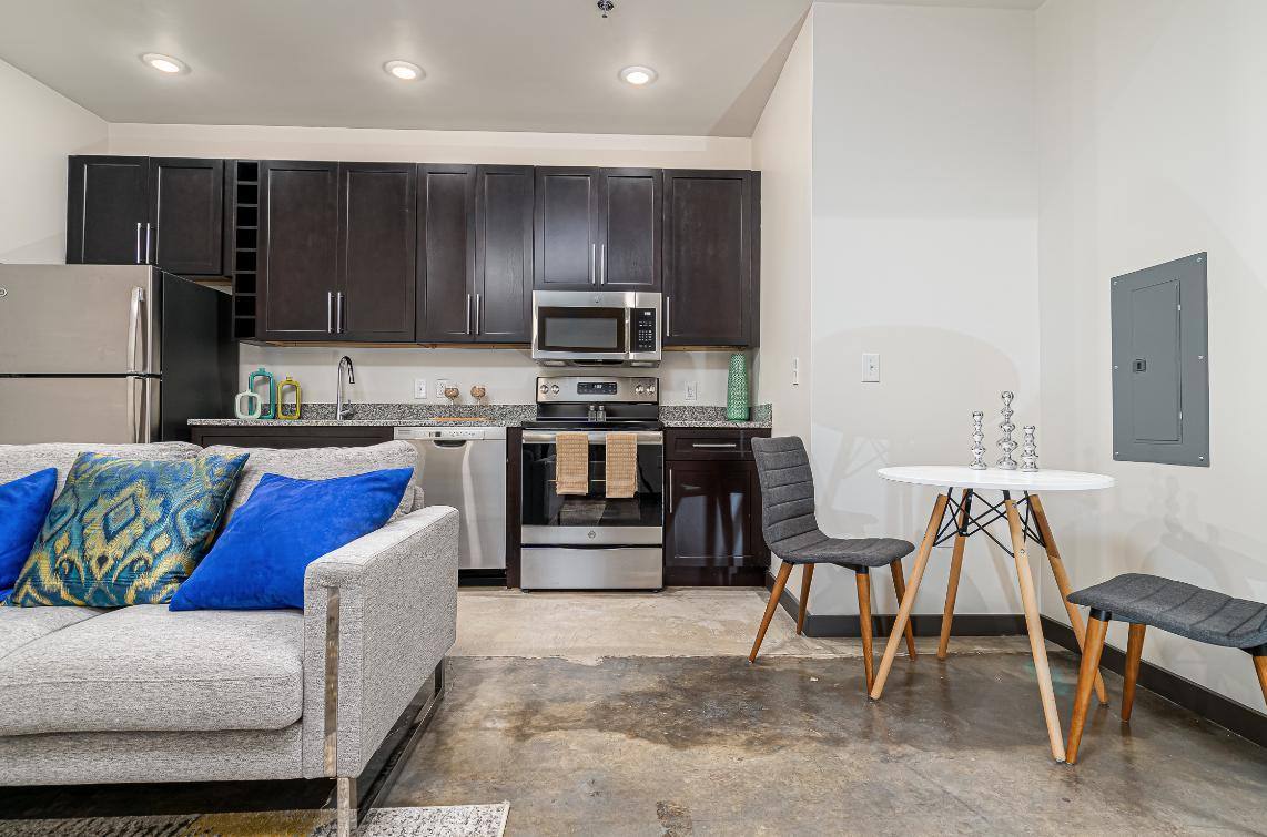 Apartment for rent at 144 4th St, Burlington, NC 27215