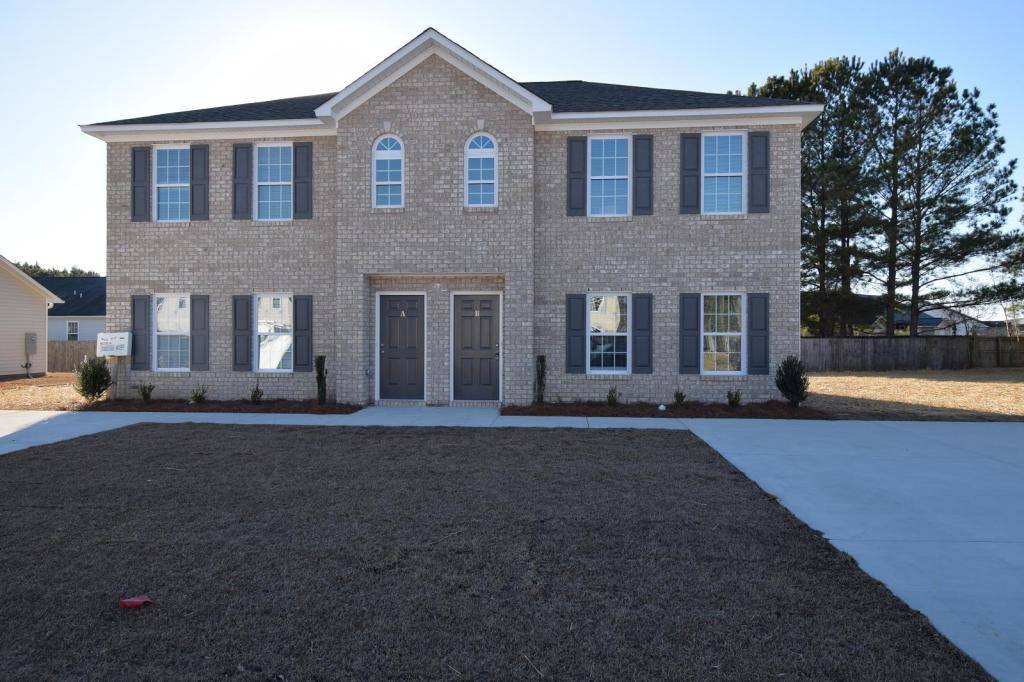 Townhouse for rent at 1227 Masters Lane A, Greenville, NC 27834