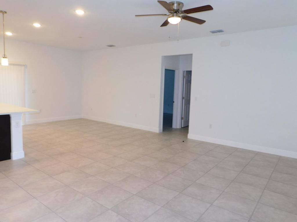 House for rent at 15401 SW 65th Terrace Rd, Ocala, FL 34473