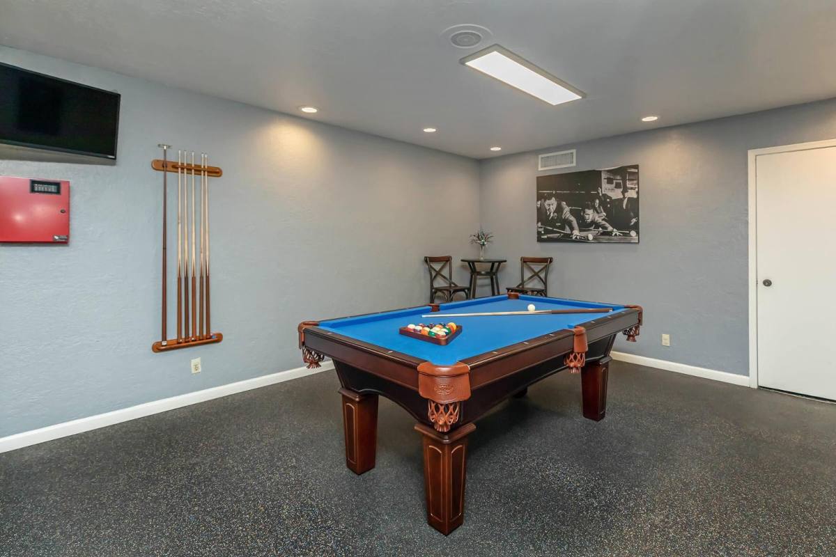 Apartment for rent at The Lakes, 4800 San Mateo Lane NE, Albuquerque, NM 87109