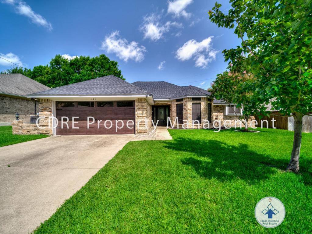 House for rent at 121 NE Brushy Mound Rd, Burleson, TX 76028