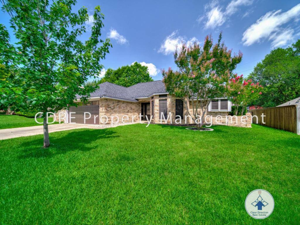 House for rent at 121 NE Brushy Mound Rd, Burleson, TX 76028
