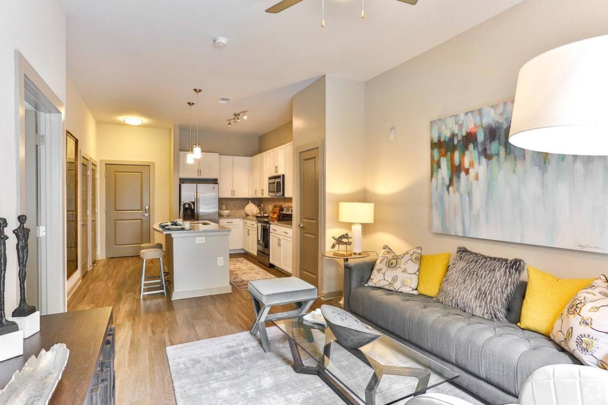 Apartment for rent at 1010 Kenilworth Ave, Charlotte, NC 28204