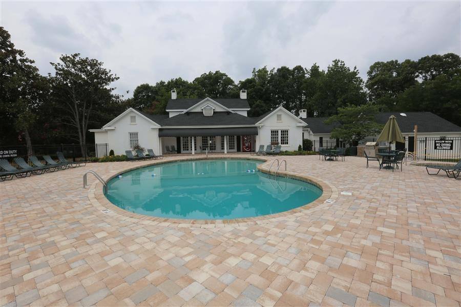 Apartment for rent at Stoneledge Plantation, 1421 Roper Mountain Rd, Greenville, SC 29615