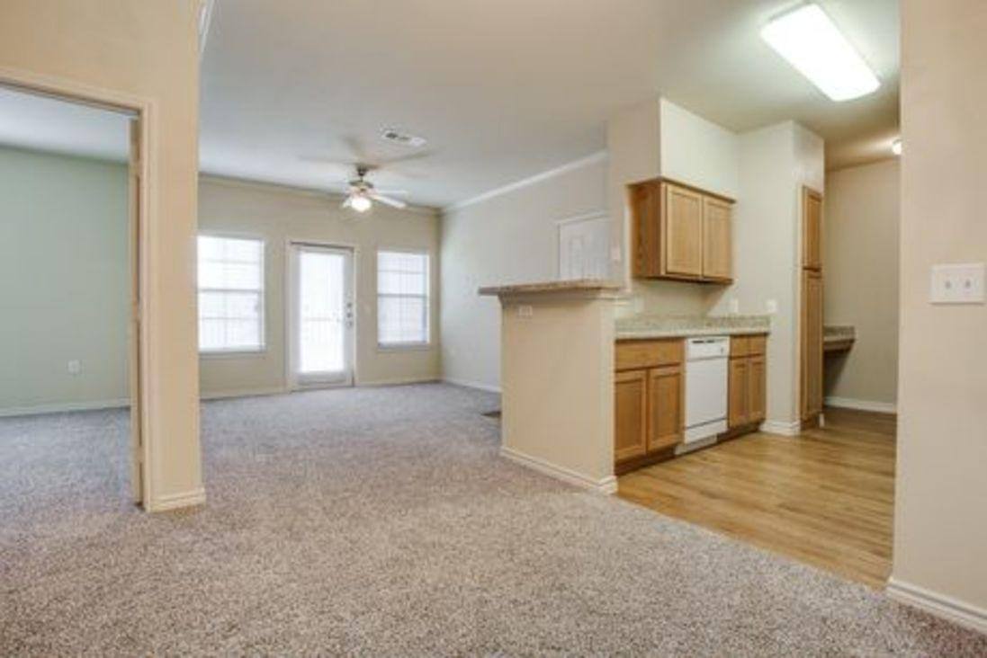 Apartment for rent at 608 Rowlett Rd, Garland, TX 75043
