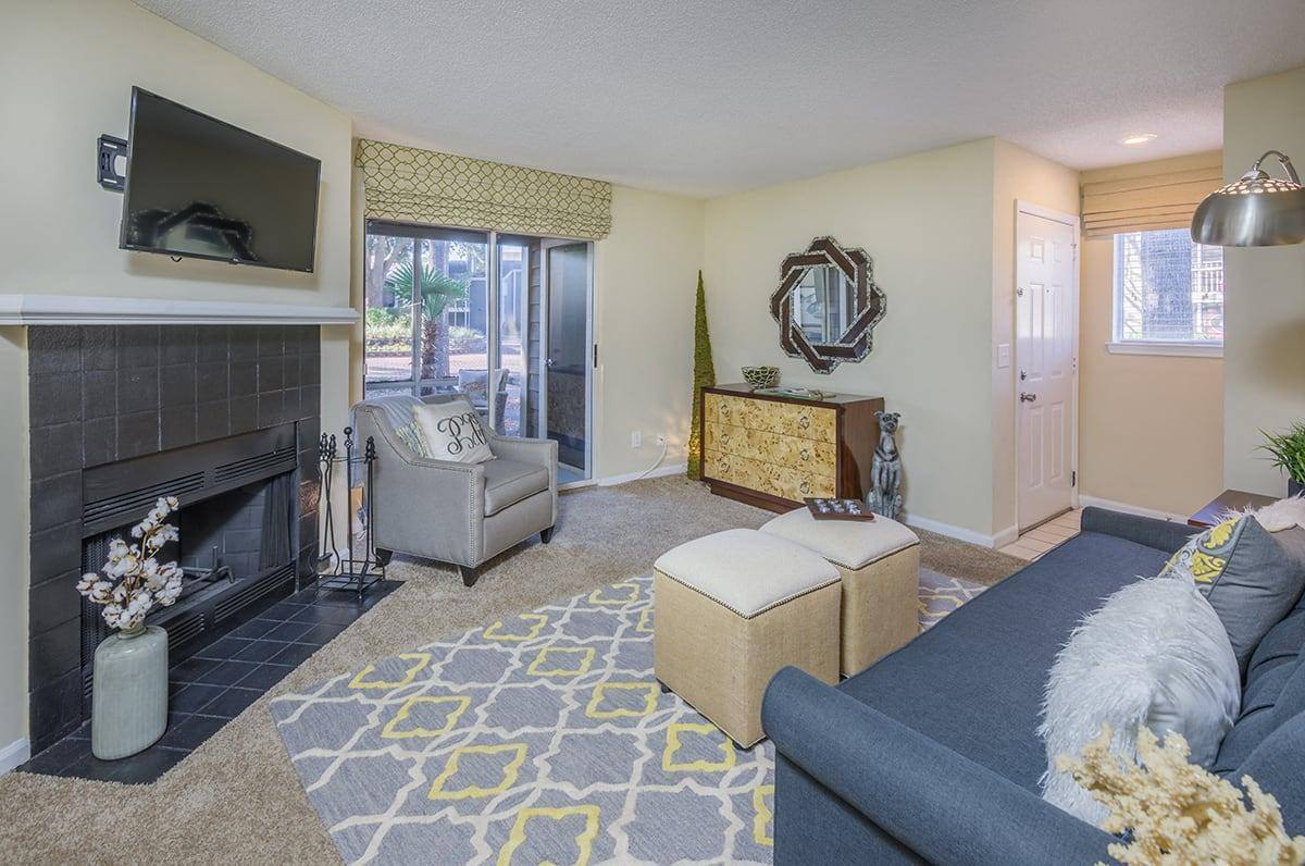 Apartment for rent at Plantation Oaks, 2225 Ashley River Rd, Charleston, SC 29414