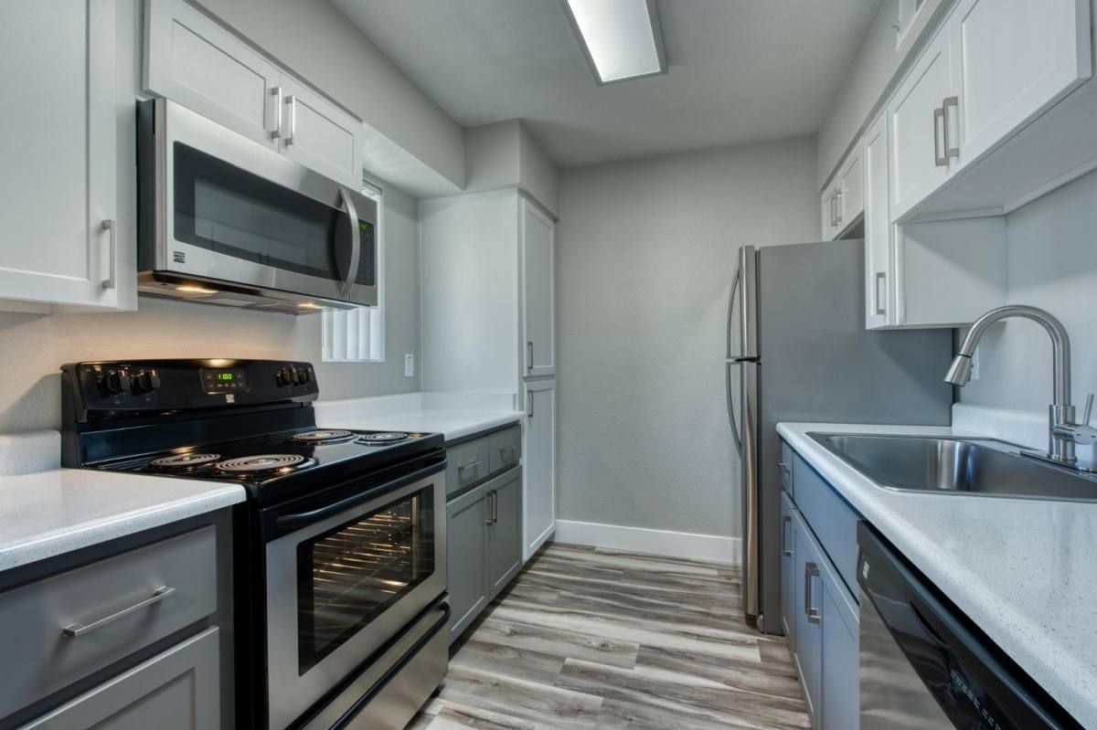 Apartment for rent at 6152 W Oakland St, Chandler, AZ 85226