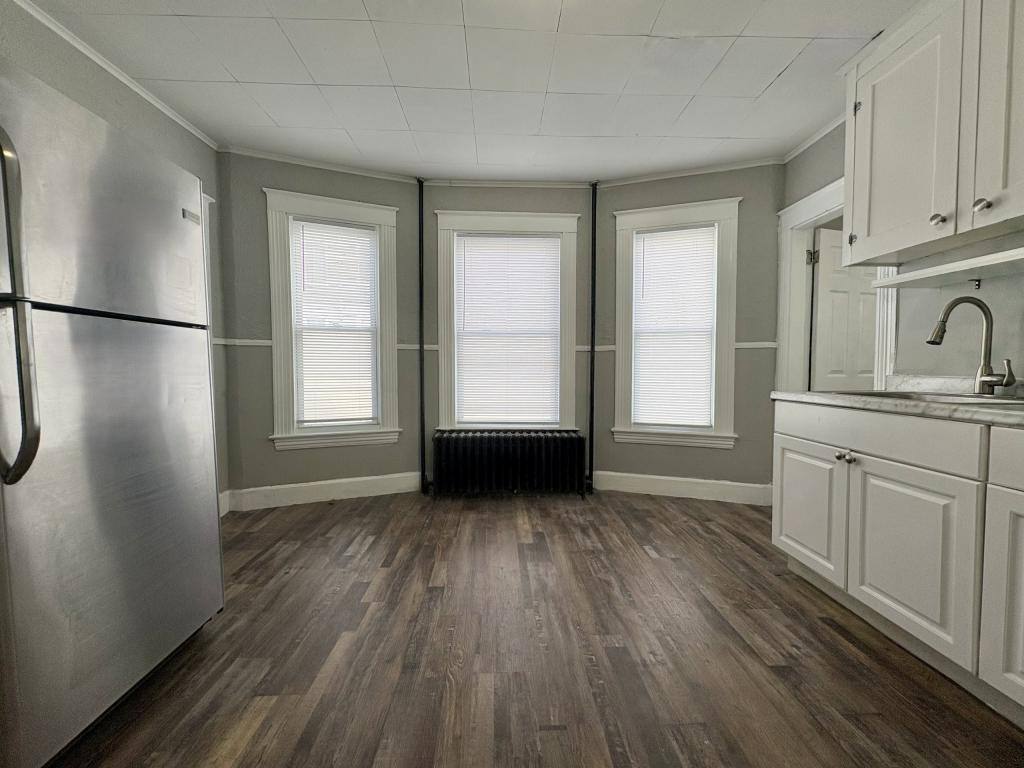 Apartment for rent at 117 Pierce St #1, Lewiston, ME 04240