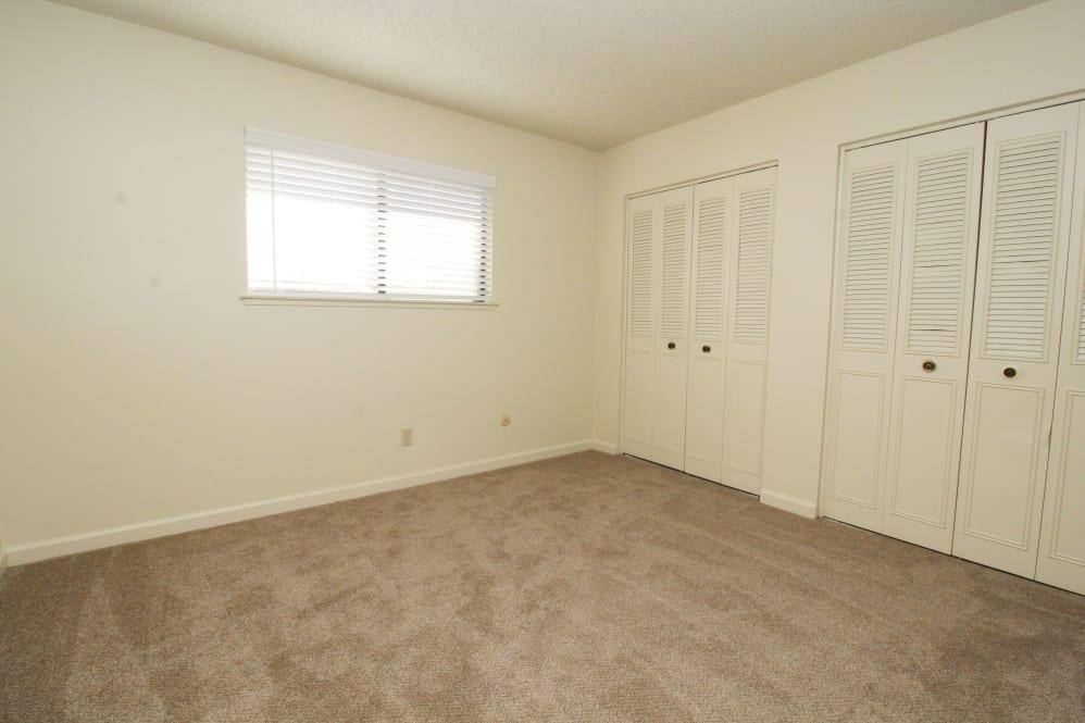 Apartment for rent at 2801 Manlove Rd, Sacramento, CA 95826