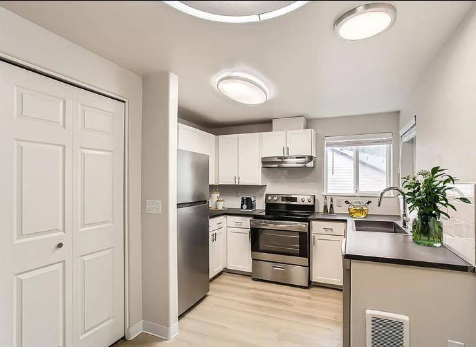 Apartment for rent at Aspen Summit Village, 7828 SE Aspen Summit Dr, Portland, OR 97266