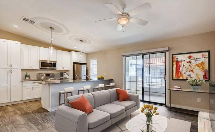 Apartment for rent at Tatum Place Luxury Apartment Homes, 16801 N 49th St, Scottsdale, AZ 85254