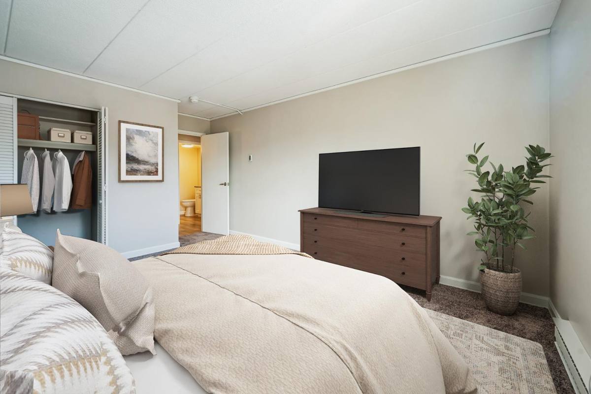 Apartment for rent at Bayberry Hill Estates, 50 Dinsmore Ave, Framingham, MA 01702