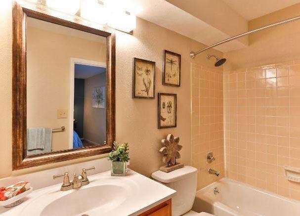 Townhouse for rent at Quail Valley on Carmel, 4012 Quail Forest Dr, Charlotte, NC 28226