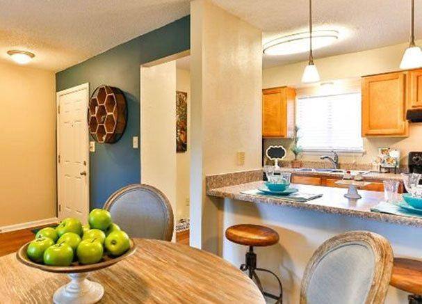 Townhouse for rent at Quail Valley on Carmel, 4012 Quail Forest Dr, Charlotte, NC 28226