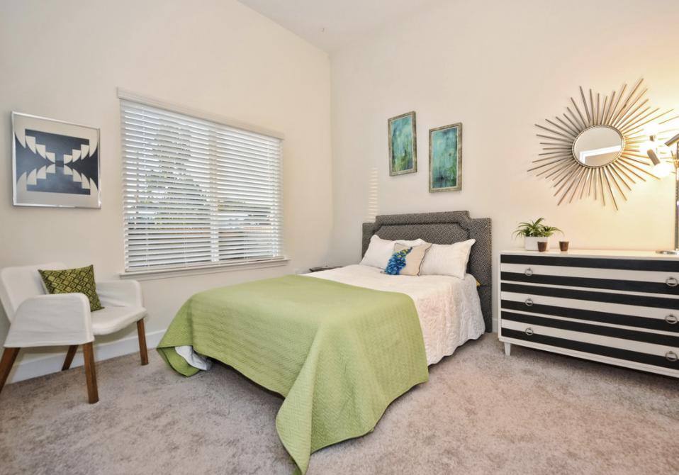 Apartment for rent at The Edison, 1800 Commonwealth Ave, Charlotte, NC 28205