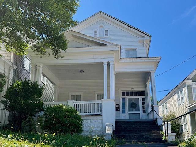 Apartment for rent at 928 Magnolia St, Macon, GA 31201