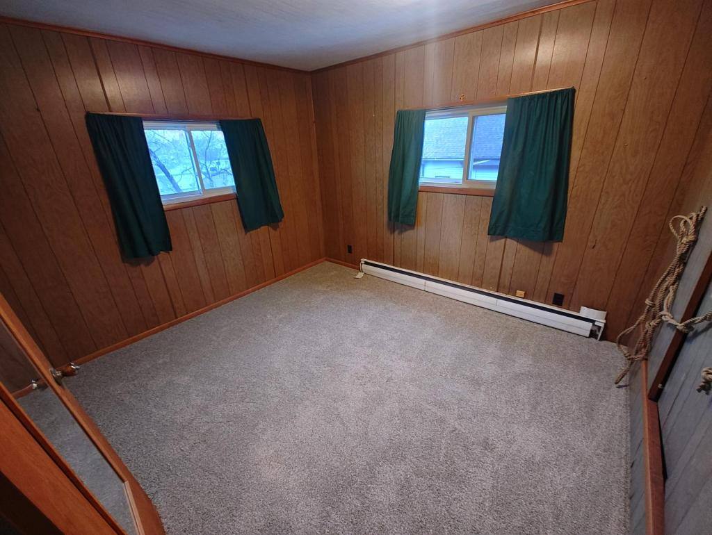 House for rent at 817 Terrace Ave, Marinette, WI 54143